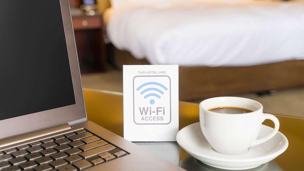 Wyndham Dfw Airport Hotel Irving Bagian luar foto
