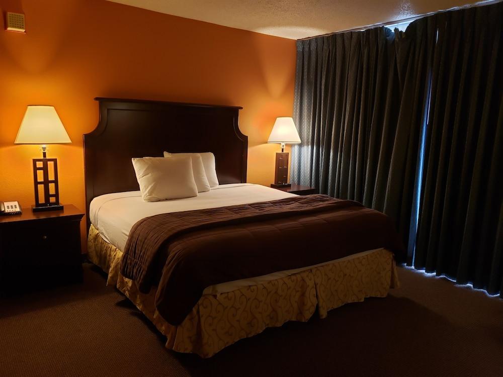 Wyndham Dfw Airport Hotel Irving Bagian luar foto