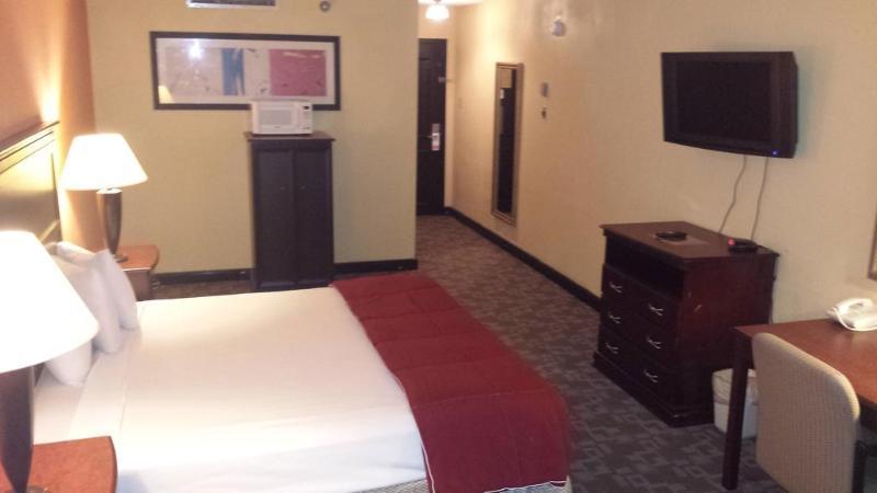 Wyndham Dfw Airport Hotel Irving Bagian luar foto